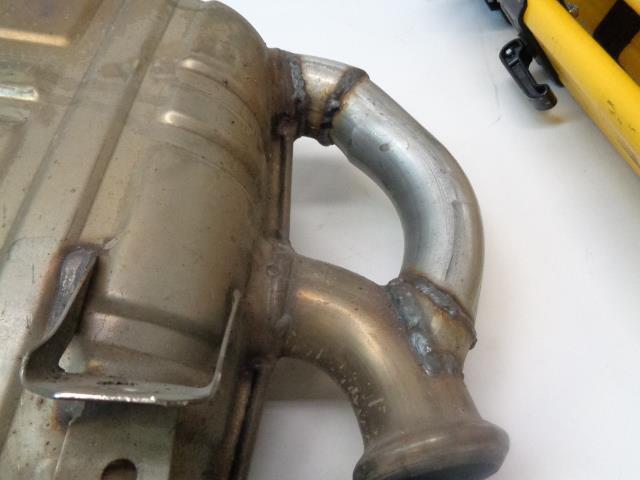Porsche 911 Exhaust 02-05 Non Turbo Right Muffler 996 111 131 71 USED OEM R25