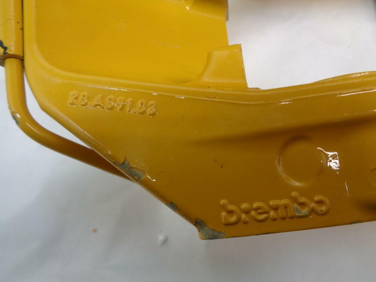 1 NEW GENUINE YELLOW BREMBO GM FRONT PASSANGER 6 PISTON CALIPER R7
