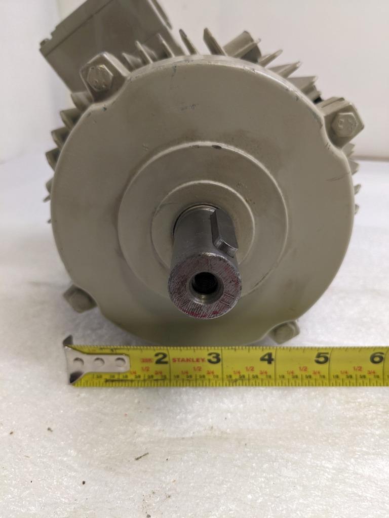SIEMENS 1PP70904AA99-ZX00 MOTOR IP54 50HZ 200-240V 4.5A 1.1KW NEW H2