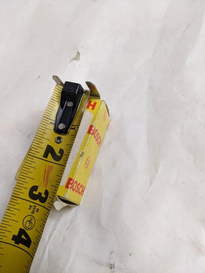 BOSCH DISTRIBUTOR CAP (1) FOR PORSCHE CARERREA/TARGA/TURBO 04216 NEW R20