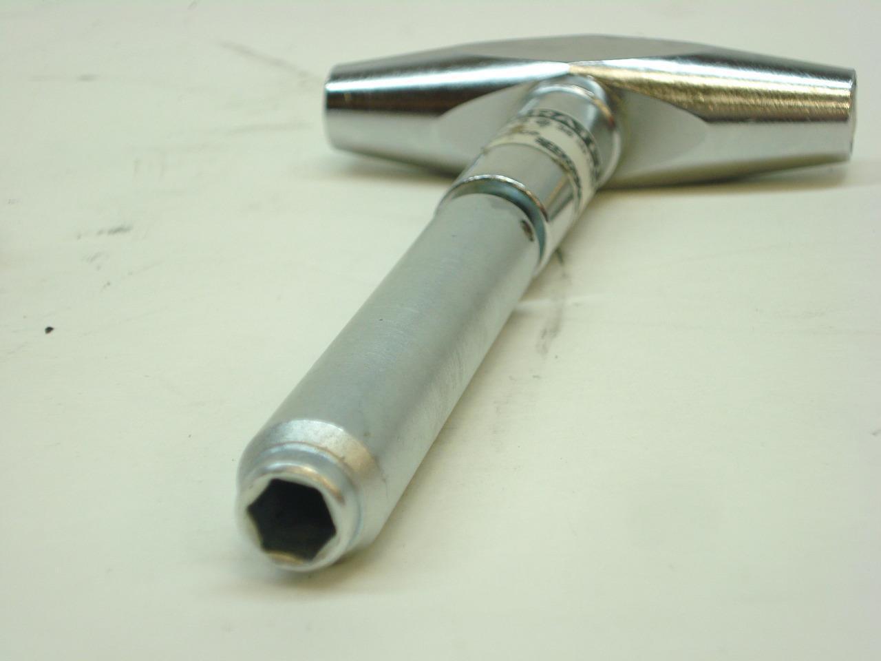 SEEKONK BT-1B T HANDLE TORQUE WRENCH R22T7