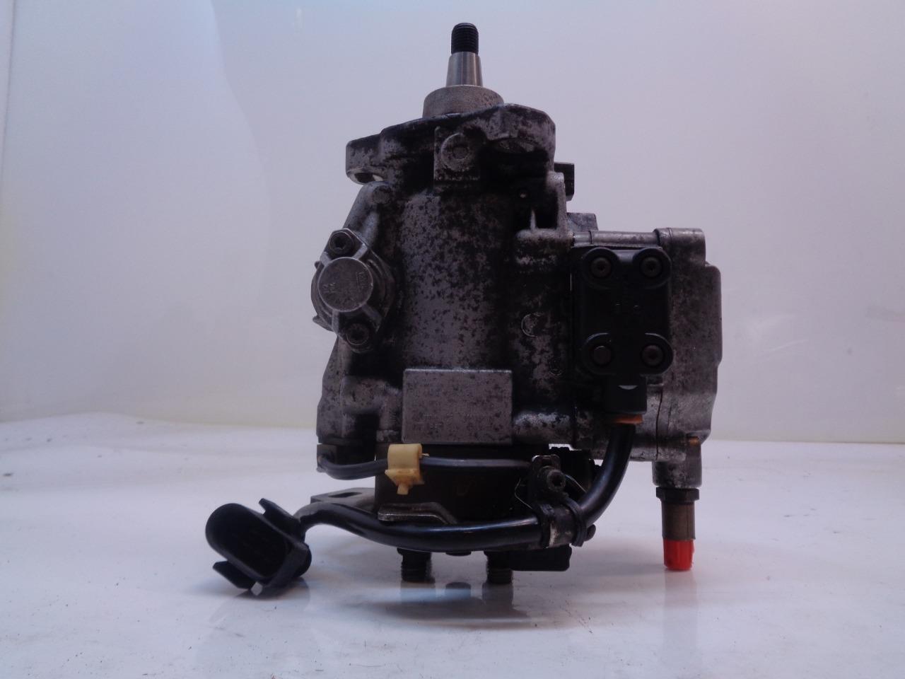 NEW GENUINE BOSCH ELECTRIC INJECTION PUMP (CORRODED) 0480404982/028130110N R14B4