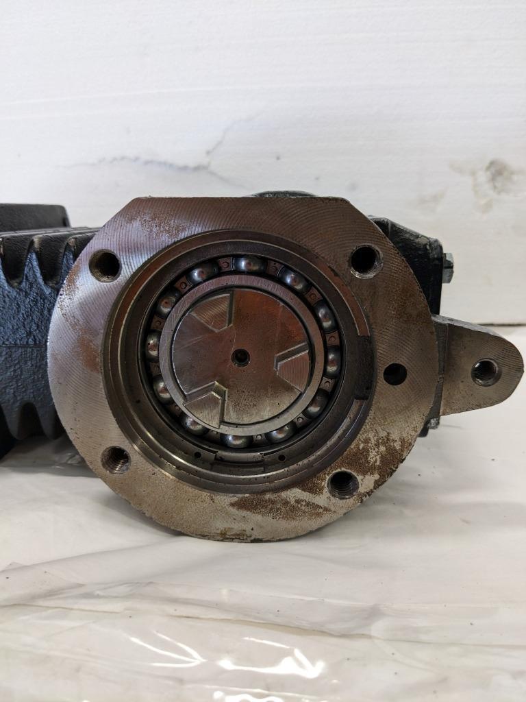 Bendix Tu-Flo 750 Air Compressor 065198 NEW BSIG1