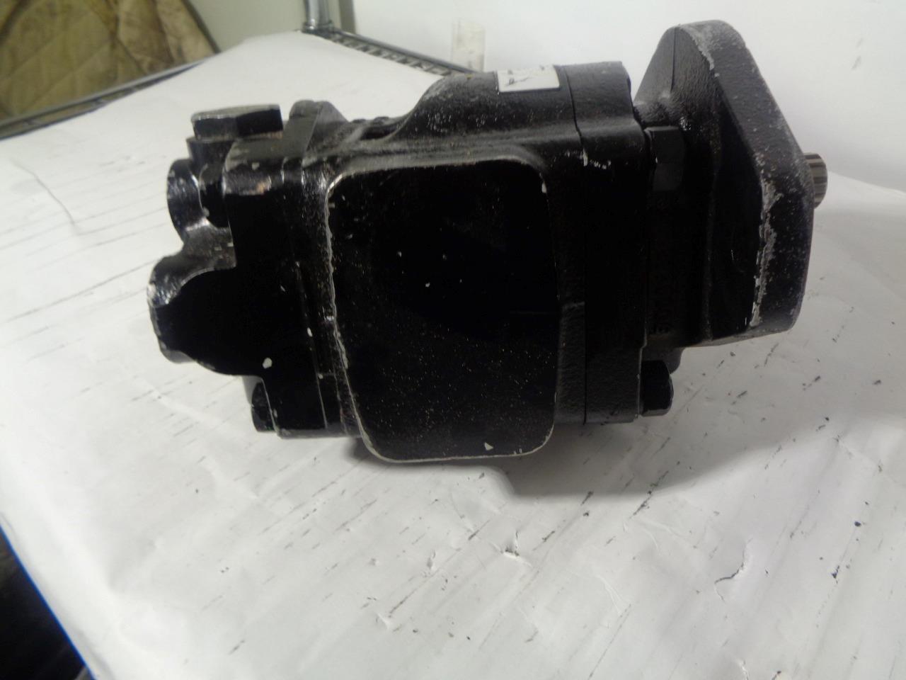 PARKER HANNIFIN ULTRA IRON MOTOR PGP/PGM SERIES 7029112218 NEW J2