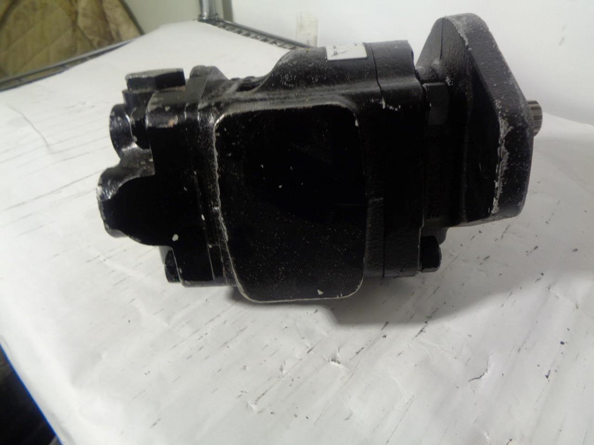 PARKER HANNIFIN ULTRA IRON MOTOR PGP/PGM SERIES 7029112218 NEW J2