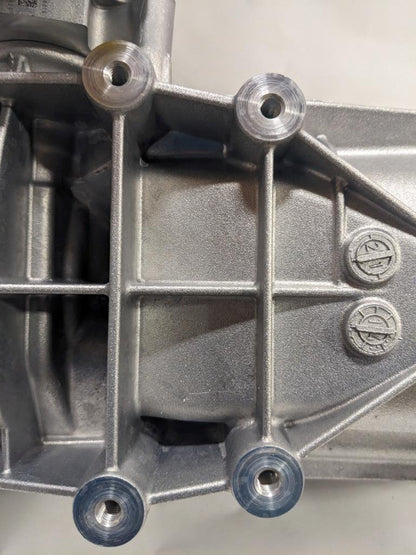 GENUINE PORSCHE 958 351 042 BX 15-18 CAYENNE TRANSFER BOX CASE T3 BSRG4