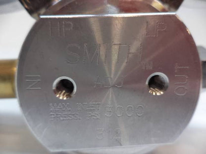 NEW SMITH EQUIP. 312 HIGH PURITY REGULATOR CORROSIVE GAS CPC QUICK RELEASE R27