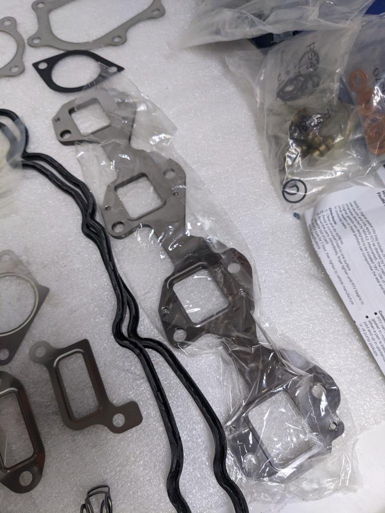 MAHLE HS54580 GASKET KIT FOR 2001-2004 GM TRUCK 6.6L DURAMAX DIESEL NEW R15