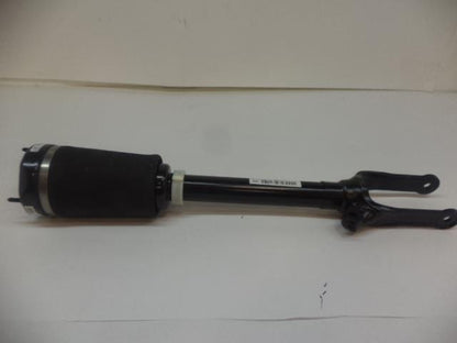 NEW GENUINE MERCEDES-BENZ FRONT SHOCK ABSORBER A164320611380 R35