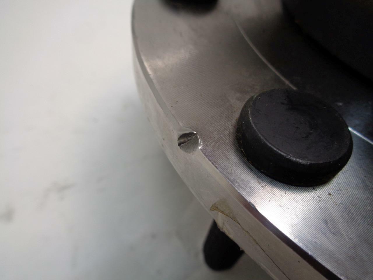 NEW MOOG 515020 WHEEL BEARING & HUB ASSEMBLY w/o WIRING (DAMAGED) R9