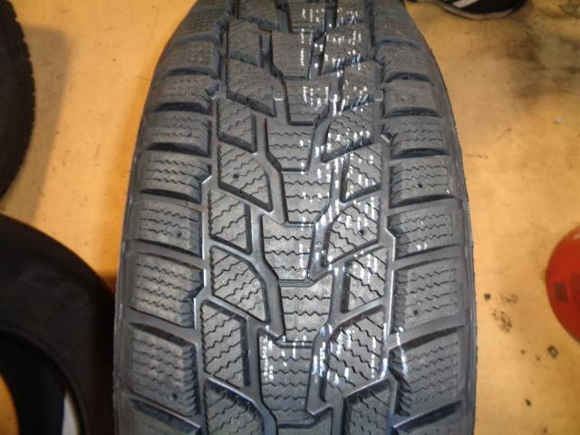 COOPER EVOLUTION WINTER P 205 60 16 92T SL WINTER TIRE 166133006 BQ4
