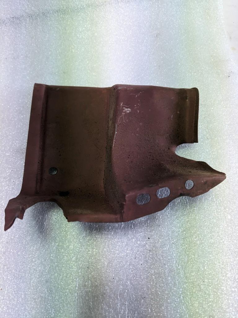 PORSCHE 53906640 LEFT ENGINE PULLEY END COVER PLATE FOR PORSCHE 356 NEW R24T4