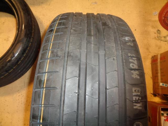 2 PIRELLI P ZERO PZ4-LUXURY (*) BMW RSC P 275 40 21 107Y XL 2751400 TIRE BQ2