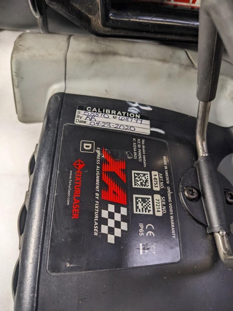 FIXTURE LASER XA ALIGNMENT SYSTEM 4" RODS/6" RODS/12" RODS 40" CHAIN USED R32