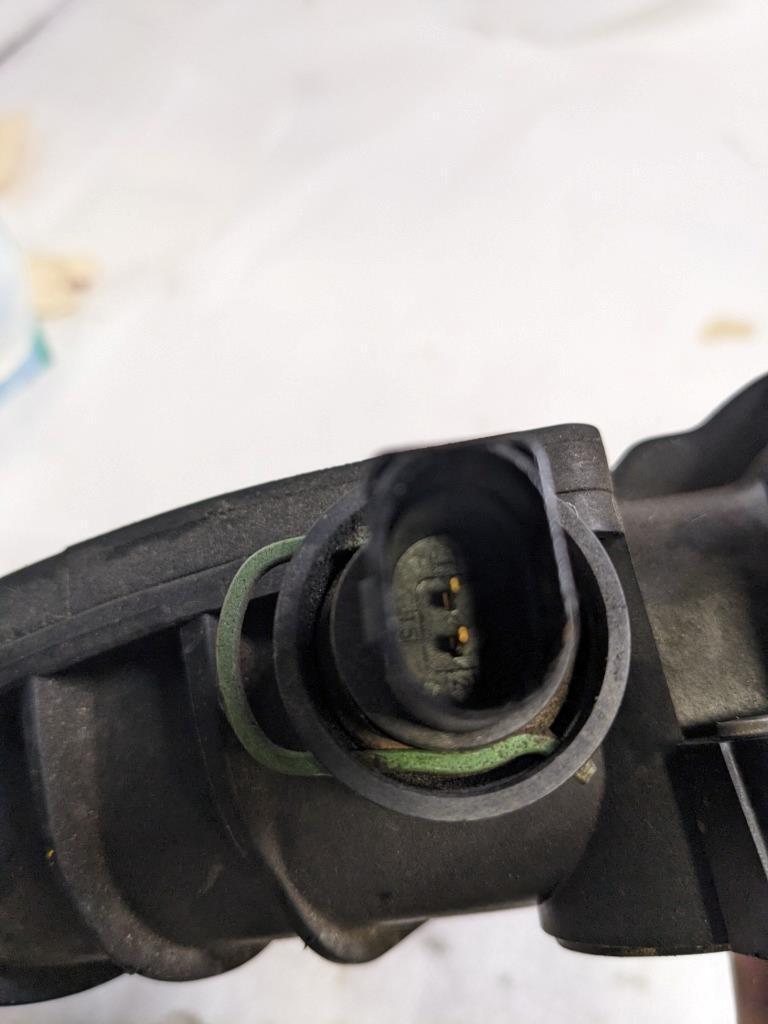 PORSCHE BOXSTER 987 05-08 2.7 ENGINE COOLANT WATER PIPE 98710650404 USED 996G.L.