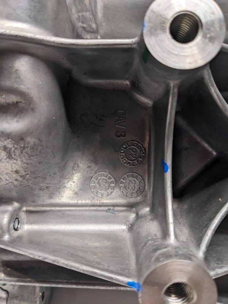 MOPAR 68593801AA TRANSFER CASE FOR 2021-2022 GRAND CHEROKEE 3.6L V6 FLEX NEW I2