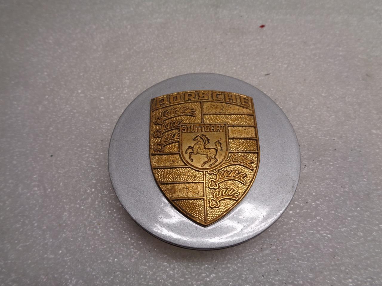 Porsche Center Cap Silver with Raised Gold Crest USED GENUINE R23