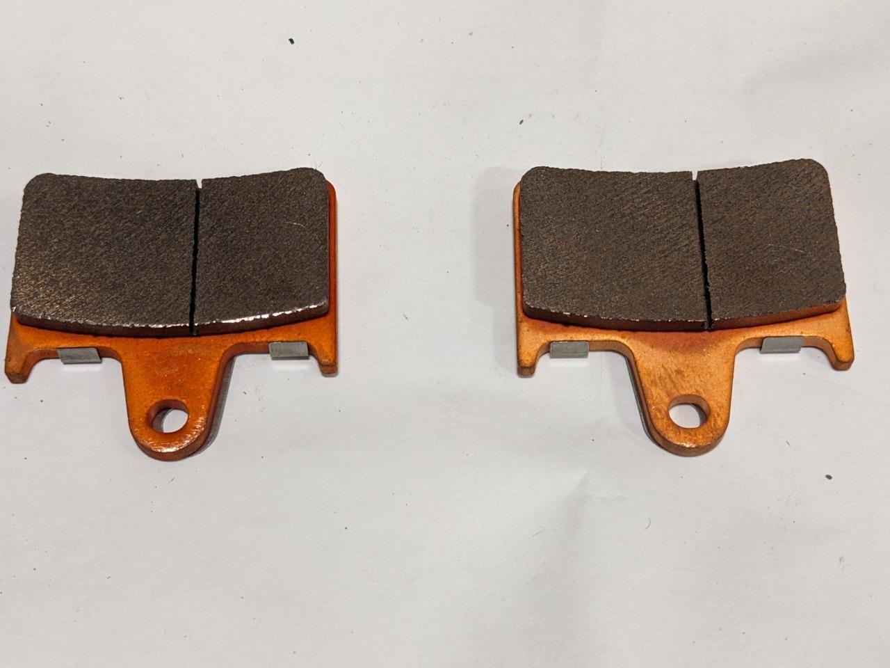 Harley-Davidson Original Equipment 41300053 Rear Brake Pads Fits XL Models R21T4
