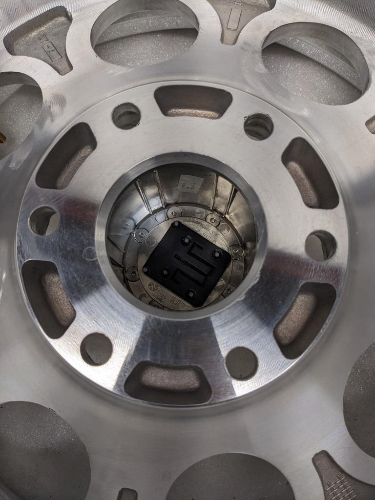 1 MAMMOTH WHEEL 17X9J ET-6 POLISHED ALUMINUM 6X139.7 BOLT PATTERN NEW WR