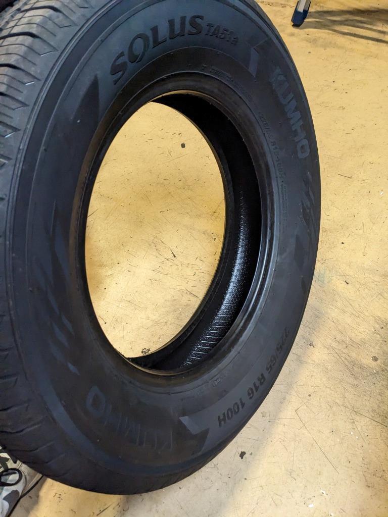 KUMHO SOLUS TA51A P 225 65 16 100H SL TIRE 2285433 CQ3