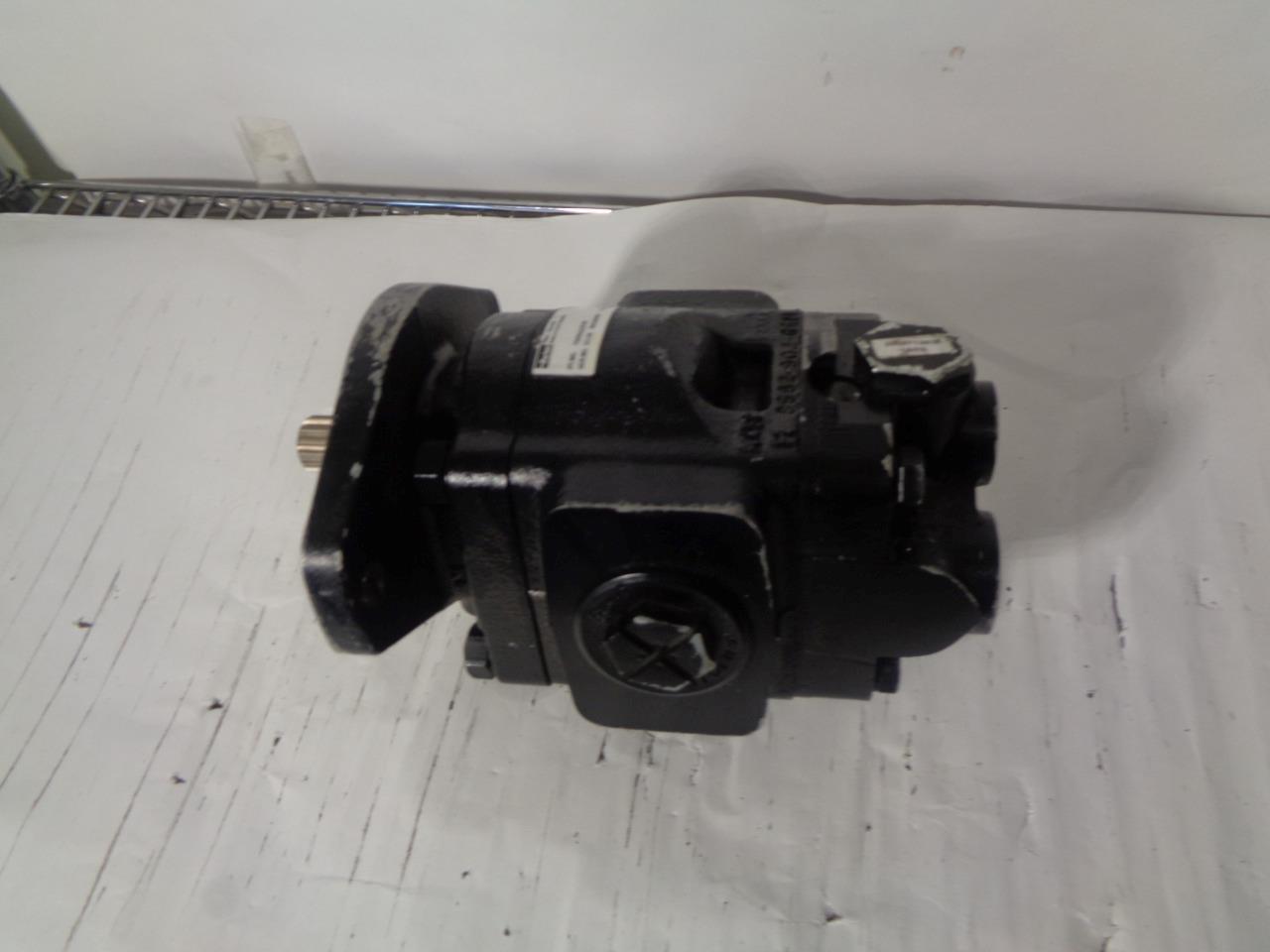 PARKER HANNIFIN ULTRA IRON MOTOR PGP/PGM SERIES 7029112218 NEW J2