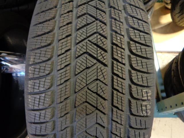 PIRELLI SCORPION WINTER MO MERCEDES P 275 45 20 110V XL SNOW TIRE 2285300 BQ2