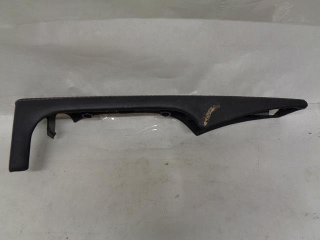 PORSCHE CAYMAN RIGHT SIDE INSIDE DOOR HANDLE COVER TRIM 987 555 572 01 R20