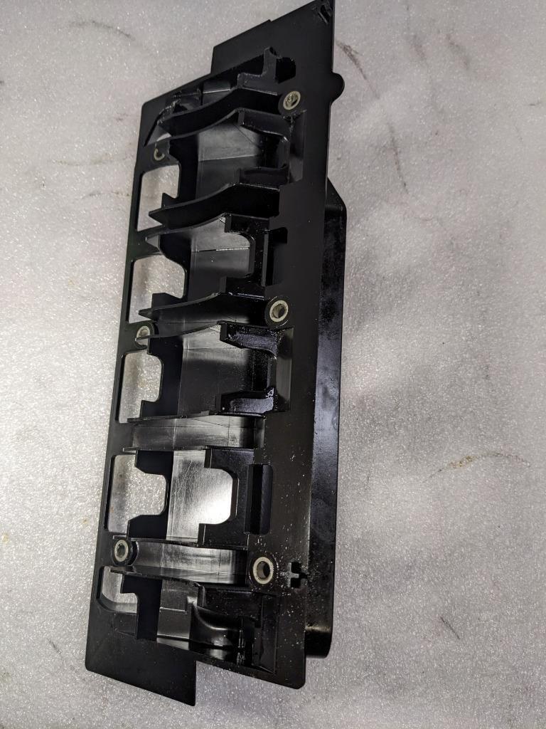 PORSCHE BOXSTER CAYMAN ENGINE MOTOR OIL SEPERATOR 99610101000 USED 996.B.G.L.