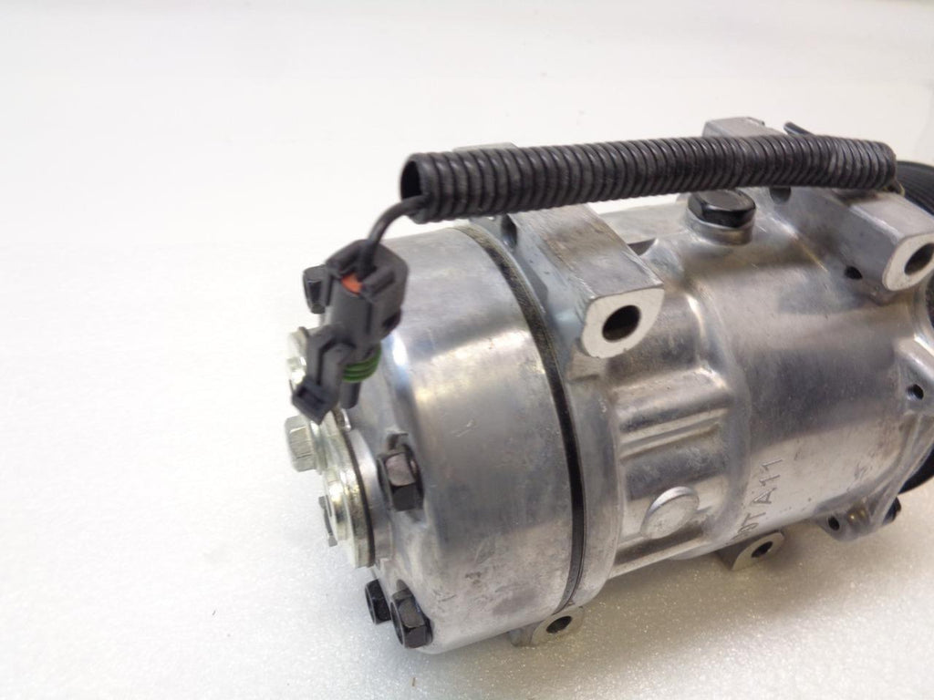 NEW MANEX CORPORATION 0712-0300823 AC COMPRESSOR (UNKNOWN FITMENT) R2