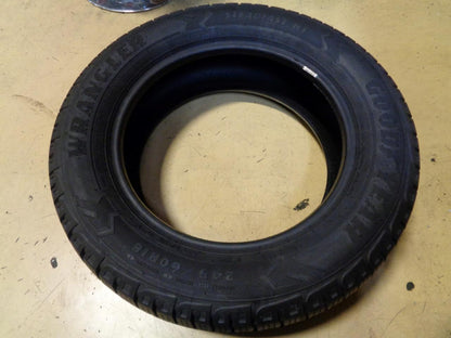 2 GOODYEAR WRANGLER STEADFAST HT P 245 60 18 105H SL TIRES 269023969  BQ4