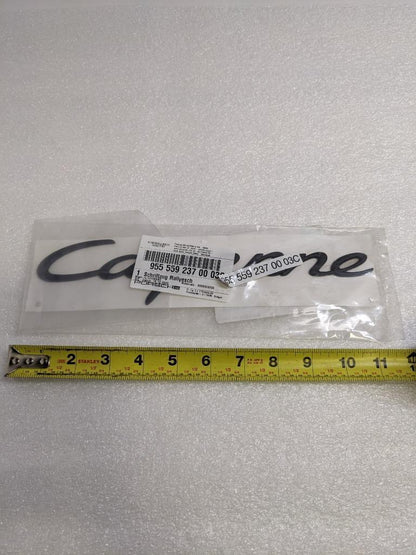 PORSCHE 9555592370003C CAYENNE HATCH LOGO BLACK FOR 04-10 CAYENNE NEW PGB2TB