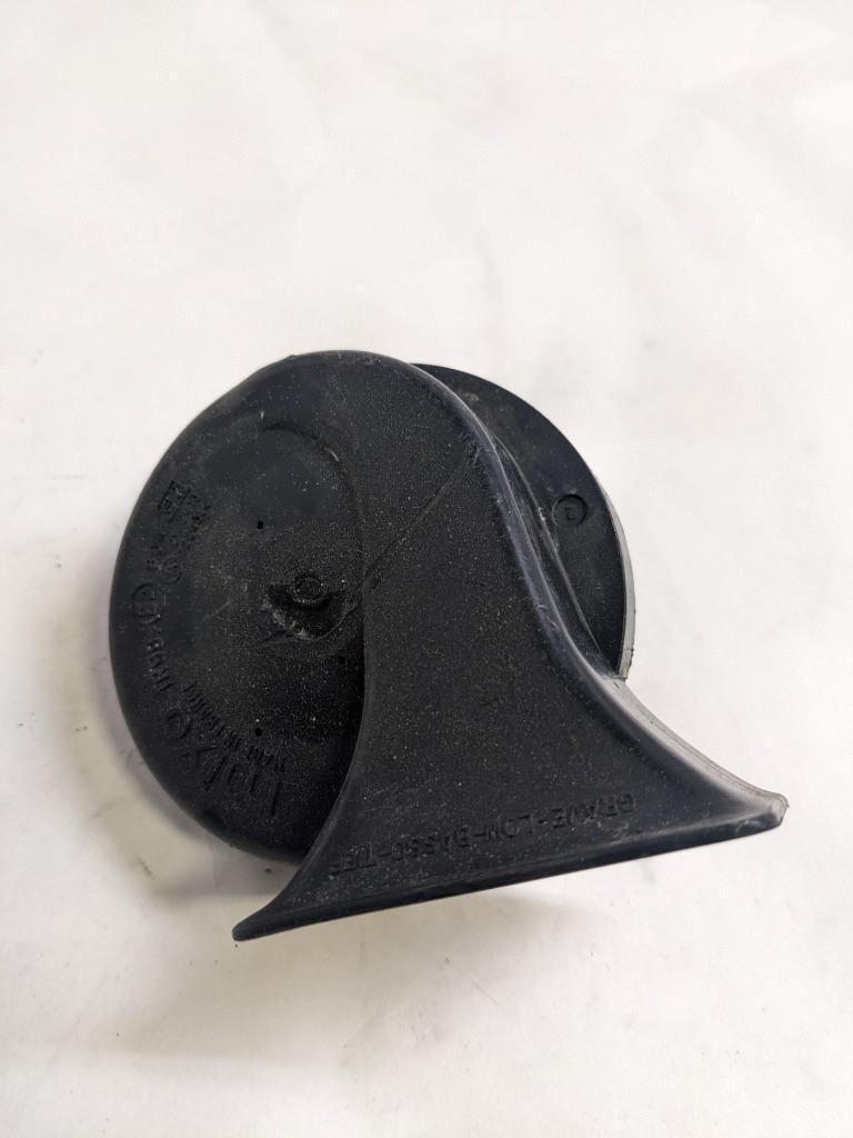 MIXO VOLVO-PORSCHE-R35 LOW PITCH TONE ELECTRIC HORN SIREN MIXO TR99 USED R21T2