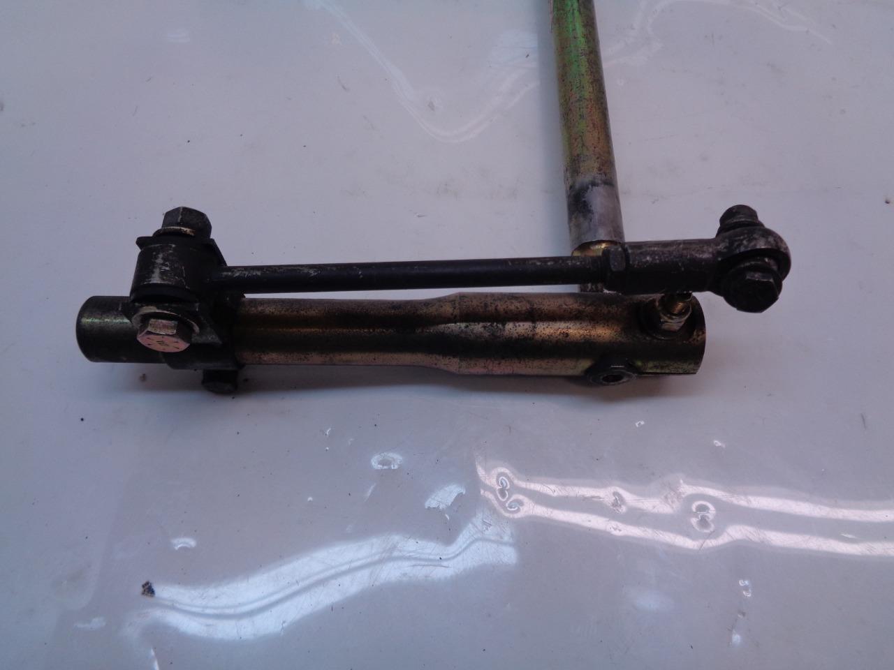 USED PORSCHE FRONT SWAY BAR 22MM (MISSING PARTS) R21