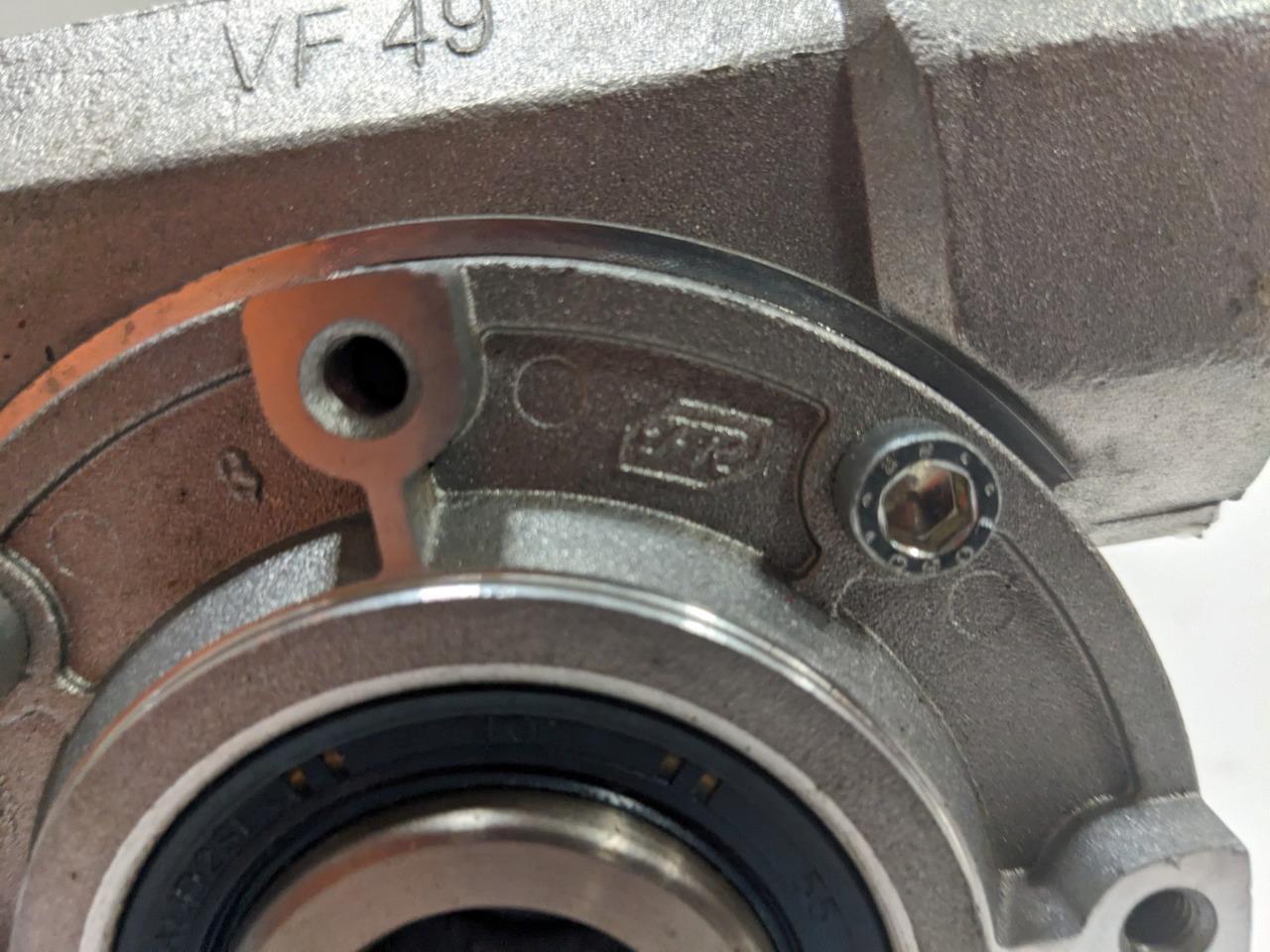 Bonfiglioli Right Angle Worm Reducer 200680038 VF49P17P80B14B3 NEW BSIG1