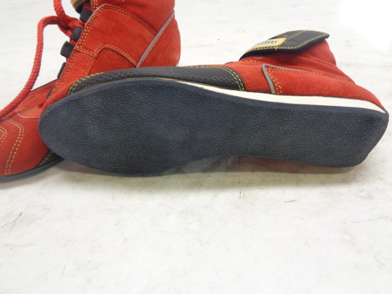 PAIR OF NEW MOTORQUALITY RACING SHOES RED SIZE 8.5-9(41) SR