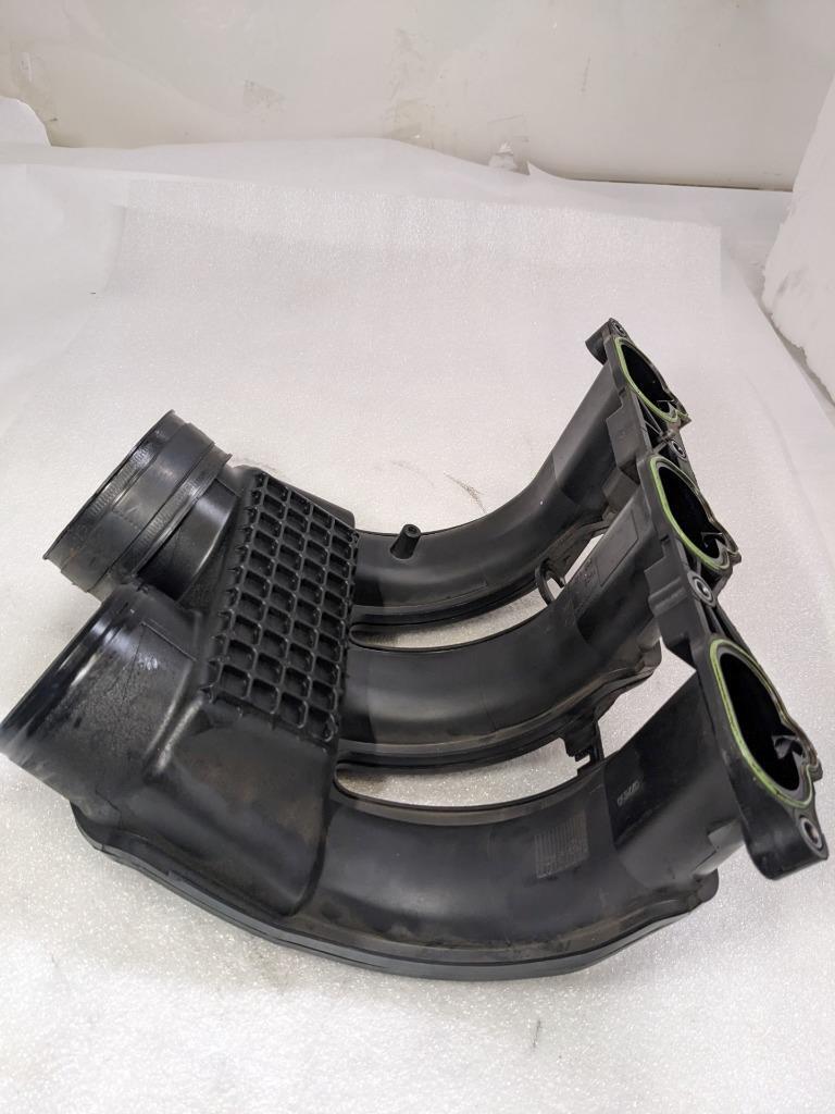 PORSCHE BOXSTER 987 INTAKE BRIDGE 99711013601 USED 996.B.G.L.