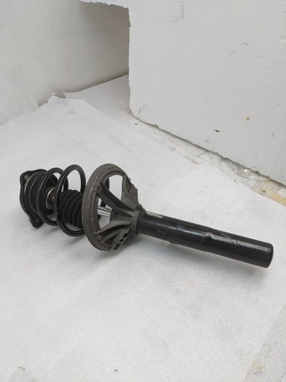 PORSCHE 911/996 LEFT FRONT STURT WITH SPRING 99634304318 USED R23