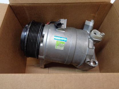 NEW VALEO DKS-17D Z0008171A 92600-JP00C AC COMPRESSOR R2