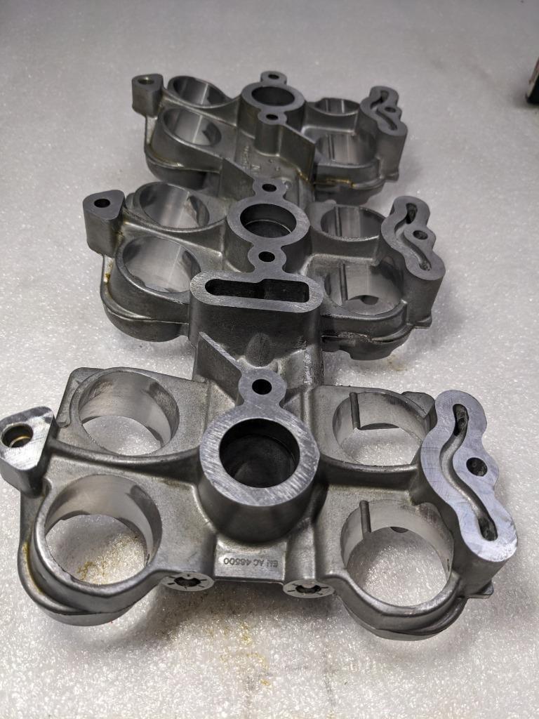 PORSCHE 987 BOXSTER TAPPET HOUSING 99710404300 USED 996B.G.L.