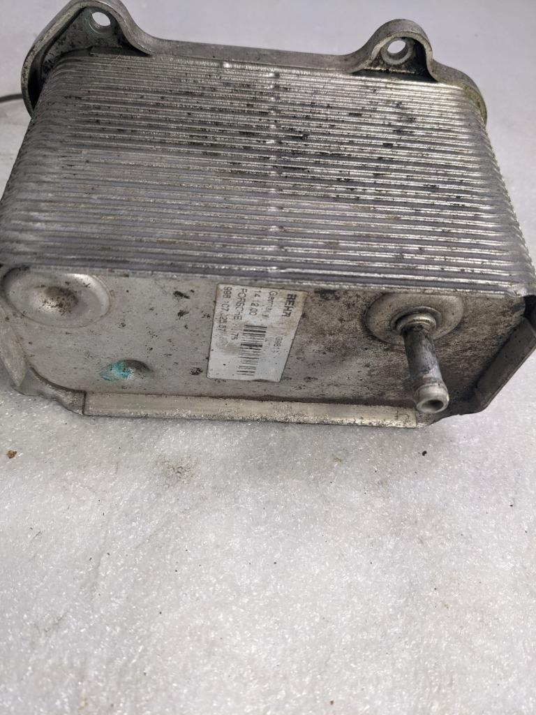 PORSCHE 911 OIL COOLER/RESERVIOR 99610702557 USED 996B.G.L.