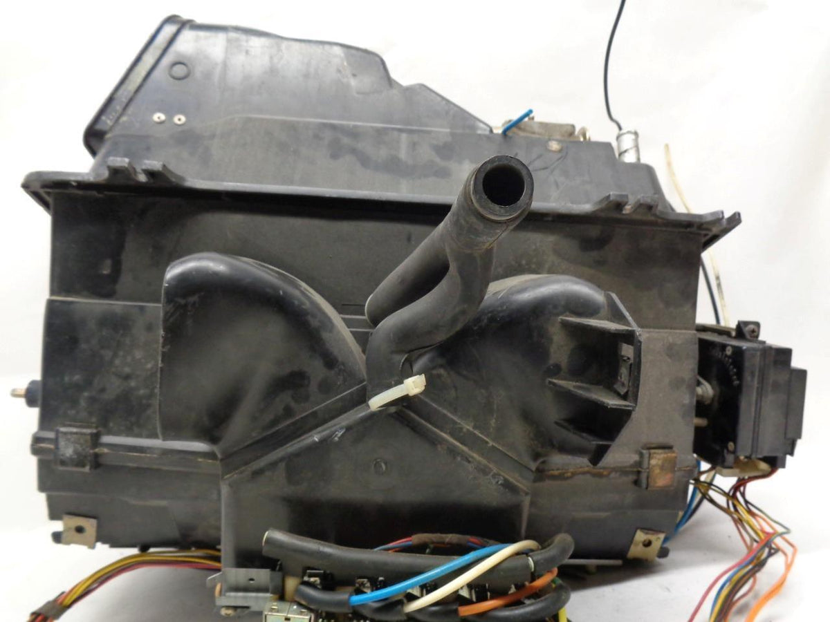 Porsche 928 HVAC Unit Complete Fits Late Model 928 USED GENUINE R25