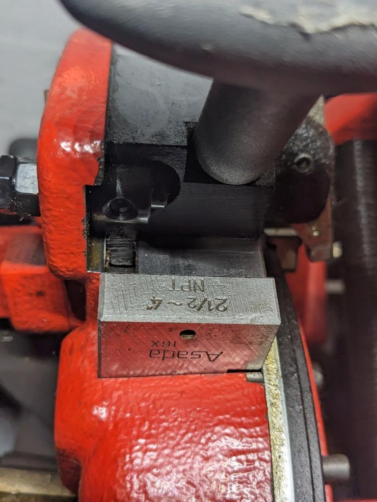 ROTHENBERGER 63006 Pipe Threading Machine 1/2 To 4 In B2