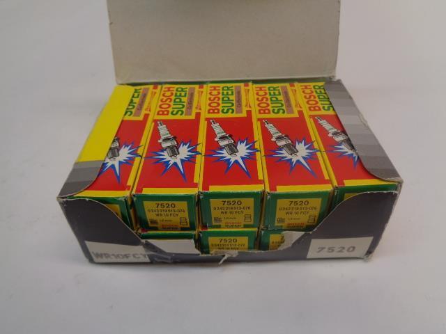 BRAND NEW BOSCH SUPER SPARK PLUG OLDSMOBILE PONTIAC BUICK 10 PACK 7520 R13T5