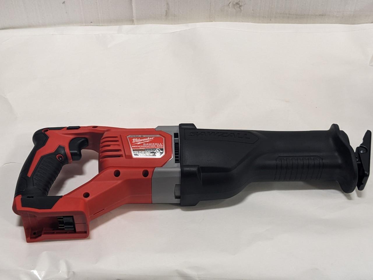 MILWAUKEE M18 CORDLESS LITHIUM-ION 4-TOOL COMBO KIT 2696-24 BSR35