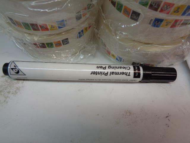 USED DAYMARK SAFETY SYSTEMS PORTABLE LABEL MINDER 2.0 R4