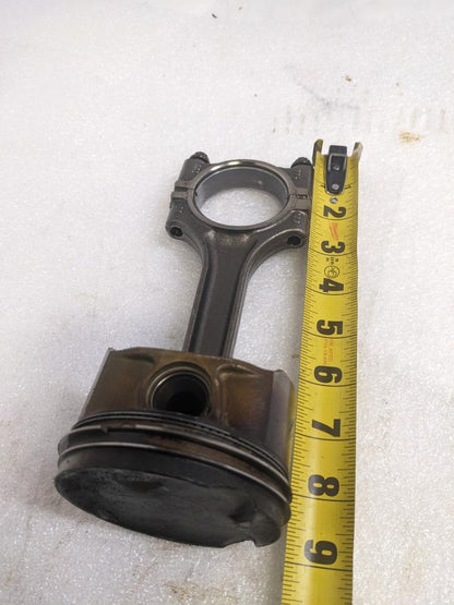 PORSCHE 996/911 CONNECTING PISTON RODS 9961031028R #4 USED 996BGL2T2