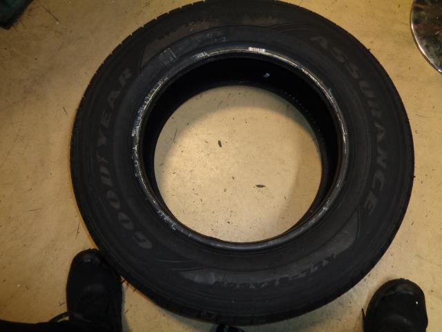 DTO 8/32" OF 9/32" GOODYEAR ASSURANCE A/S P 235 65 17 104T SL TIRE 407722374 CQ1