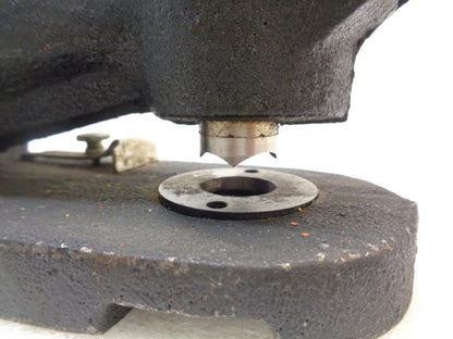 ANTIQUE UNUSED 3/4" HAND PRESS PUNCH HOLE MACHINE INDUSTRIAL CAST IRON SR