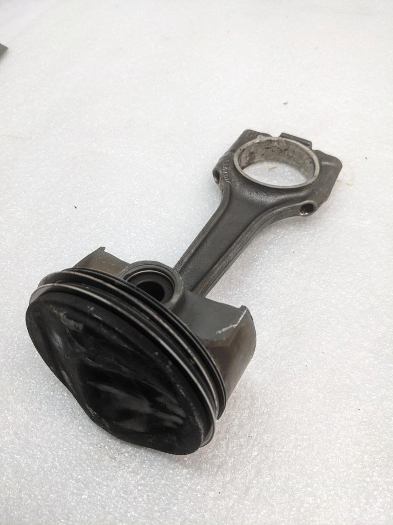 PORSCHE CAYENNE PISTON CONNECTING ROD #2 (CRACKED) 9461191R USED R24