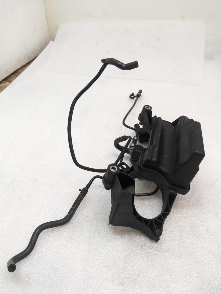 2015-18 PORSCHE PANAMERA VACUUM TANK RESERVOIR 94611013077 USED R22